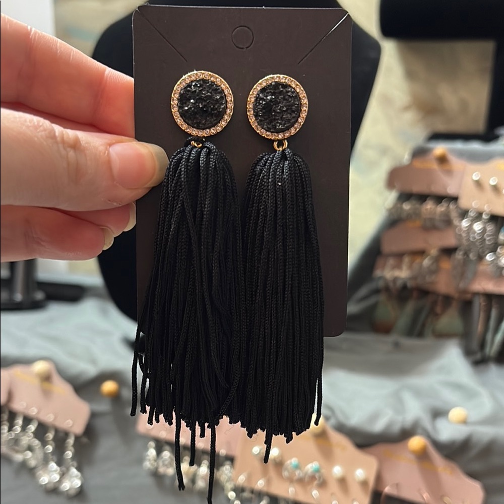 Black Tassel Pierced Earrings